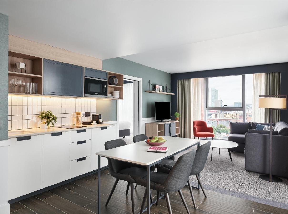 One-Bedroom Suite Kitchenette,1280872816:JPEG
